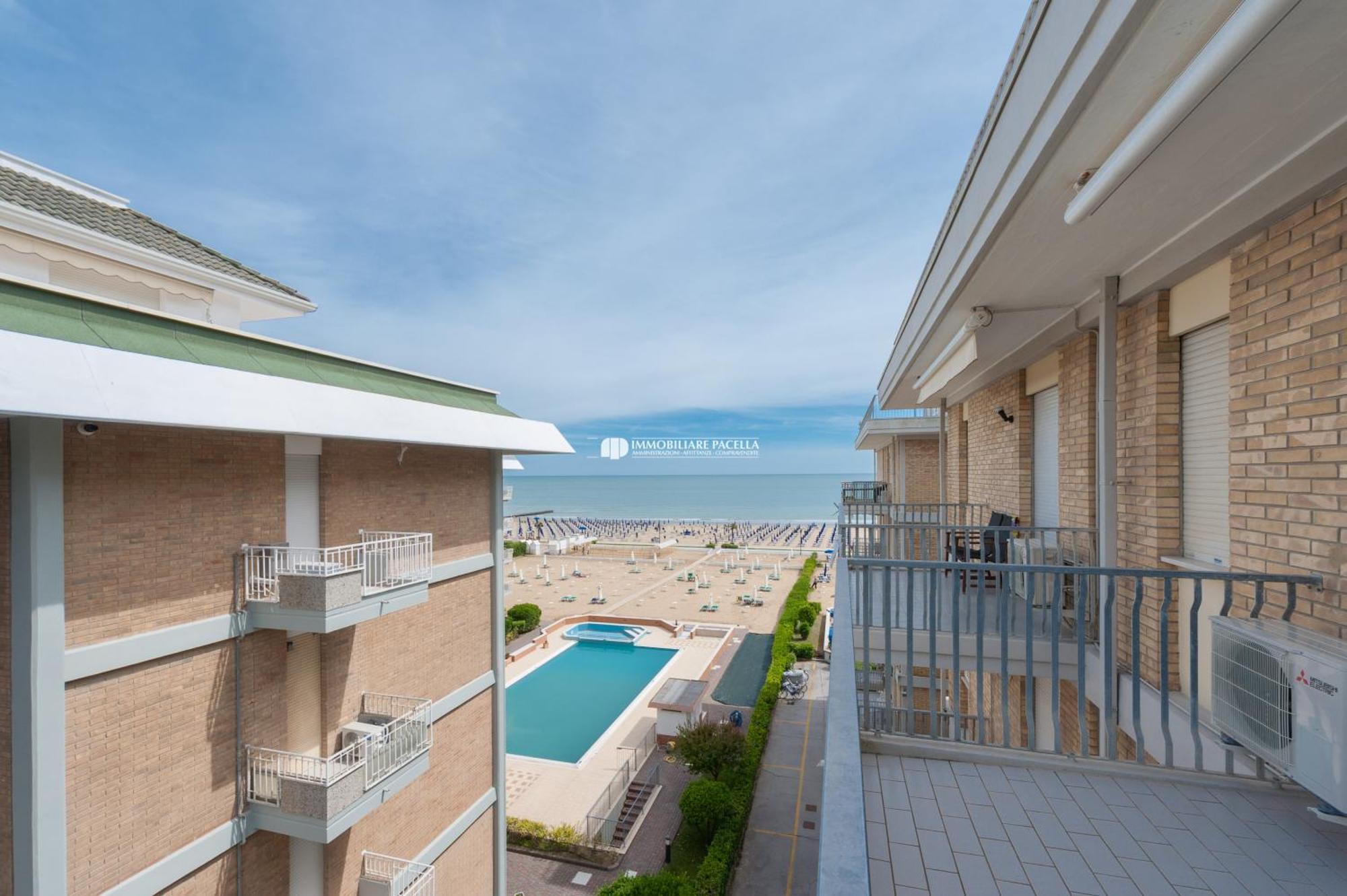 Residence Solmare Immobiliare Pacella Lido di Jesolo Exterior photo